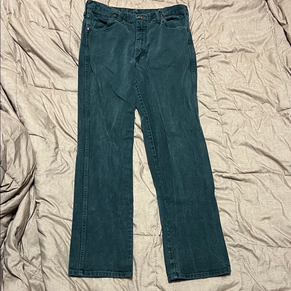 EUC Wrangler Classic Men's Dark Green Bootcut Jeans tag 34/34 measure 32/32